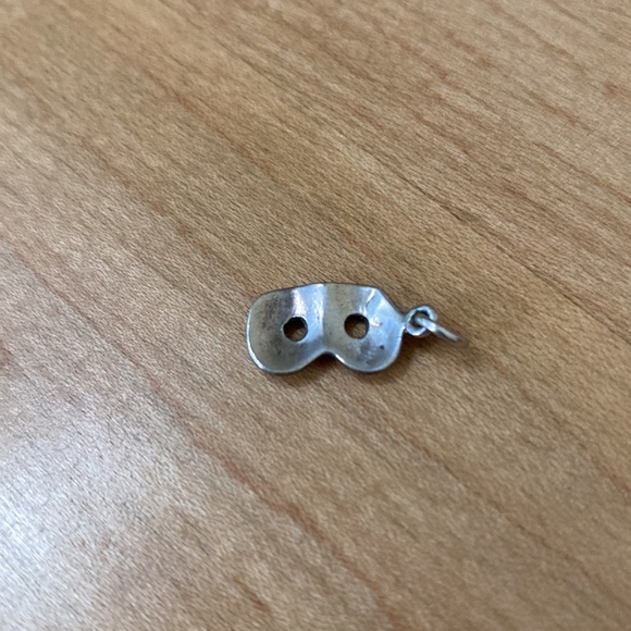 Sterling Silver Rowing Seat Necklace Pendant - Picture 2 of 4